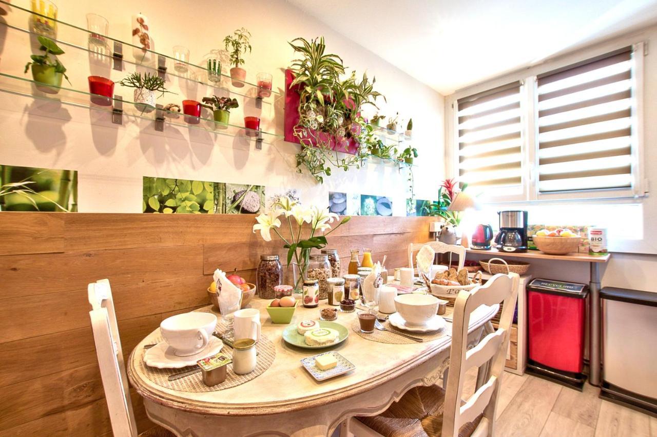Naturalbnb - Chambres D'Hotes Bios, Ethiques - Au Calme, Confort Dans Residence Fermee - Parking Gratuit, Securise - Garage Velos Et Motos - Offert Super Petit Dejeuner Local Et Bio Sucre Sale Villeurbanne Zewnętrze zdjęcie